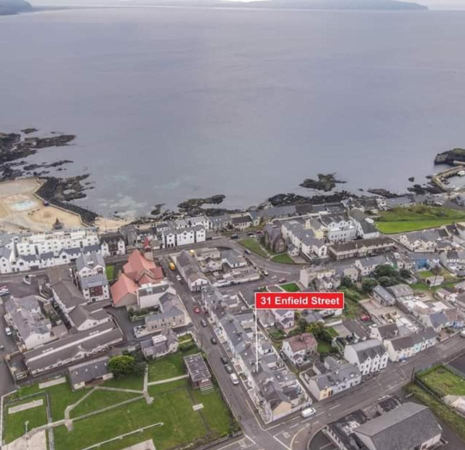 Enfield Street House Behind Portstewart Promenade With Partial Sea View From Front 3 Bed Sleeps 7 Villa Kültér fotó